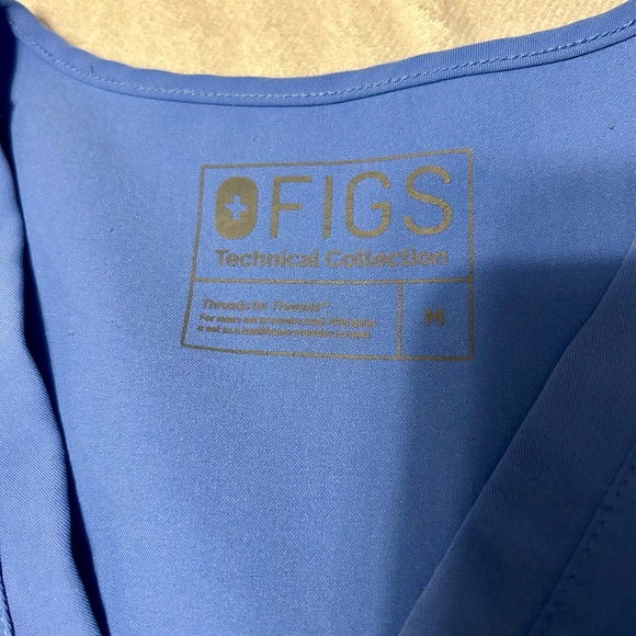 FIGS scrubs, Women’s size medium - Picture 4 of 7